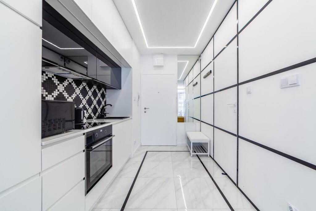 ורשה Stylowy Apartament Centrum Warszawy Z Tarasem מראה חיצוני תמונה